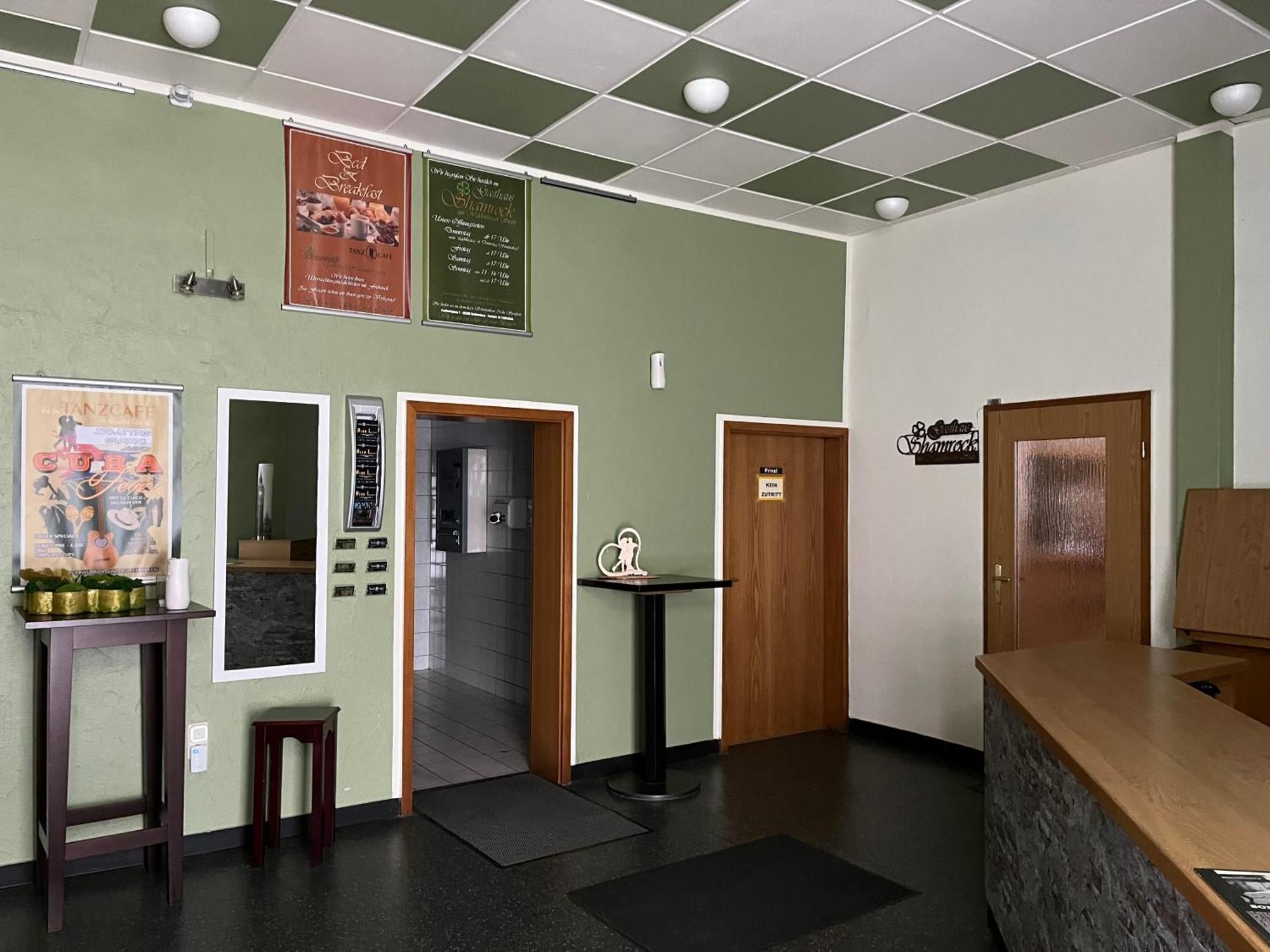 Pension Gasthaus Schuetzenhaus Waldenburg  Exteriör bild
